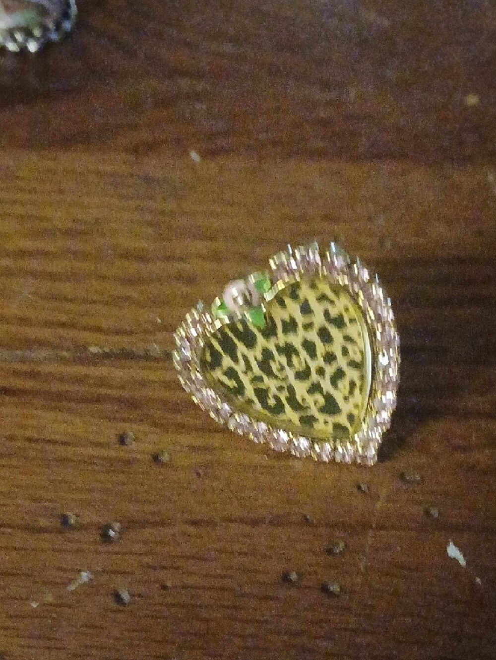BETSEY JOHNSON Heart Leopard Print Ring with Pink Crystal Trim EUC - Picture 5 of 5